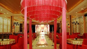 Unclassified image, 3 of 15, button - Jing Tian Ming Tian Hotel (Beijing)