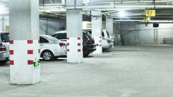 Free self parking