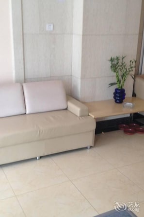 Lobby - Yinzuo Jiayi Hotel Qingdao Hangzhou Road Bus Station (Qingdao)