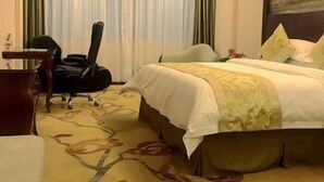 Desk - Vienna Hotel (Hangzhou)