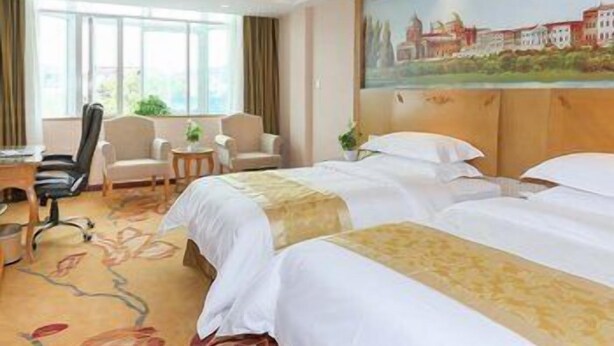 Desk - Vienna Hotel (Hangzhou)