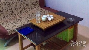 Ảnh chưa phân loại, 5 trong số 43 ảnh, nút