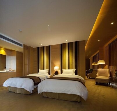 Jiyuan International Hotel