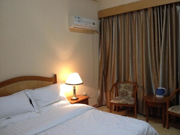 Room - Taihua Hotel (Weinan)