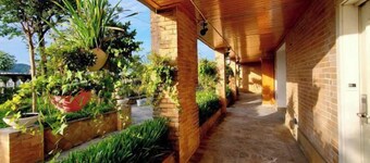 大邑塞纳假日古典法式酒店