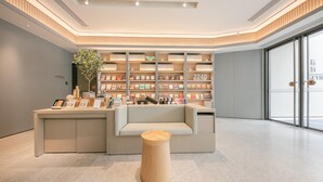 Lobby - Ji Hotel (Beijing)
