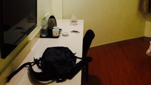 Room - Hanting Express Zigong Wuxing Street Branch (Zigong)