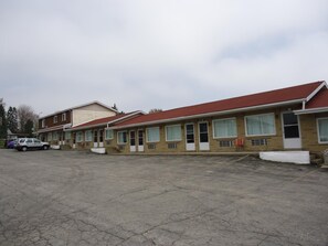Exterior - Atlanta Motel (Orangeville)