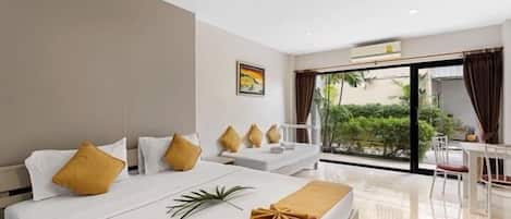 Superior Room, 1 Double Bed, Terrace, Ground Floor | Minibar, in-room safe, desk, free WiFi