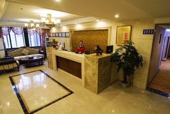 Lobby - Louver Hotel (Chengdu)