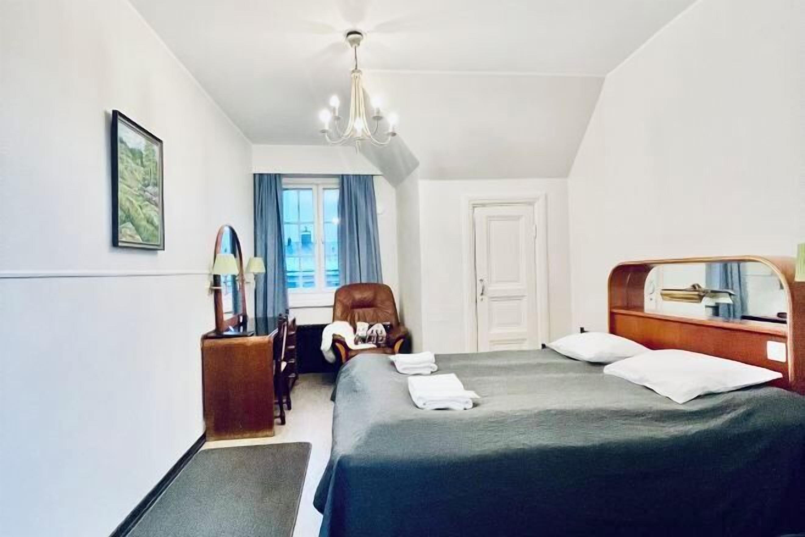 Sábanas de algodón egipcio, ropa de cama de alta calidad y escritorio 