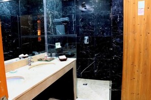 Bathroom - Hengfu Sunshine Hotel (Zhuhai)