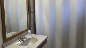 Free toiletries, towels, soap, shampoo