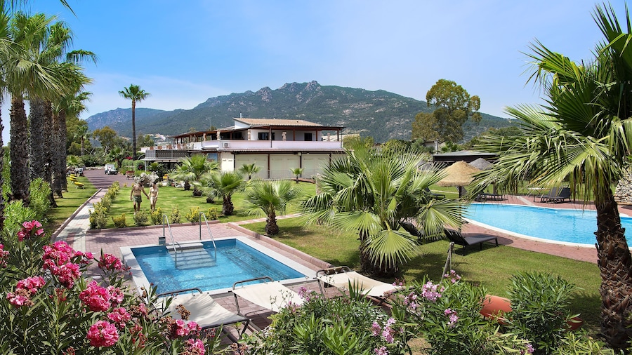 Hotel Rurale Orti di Nora & SPA