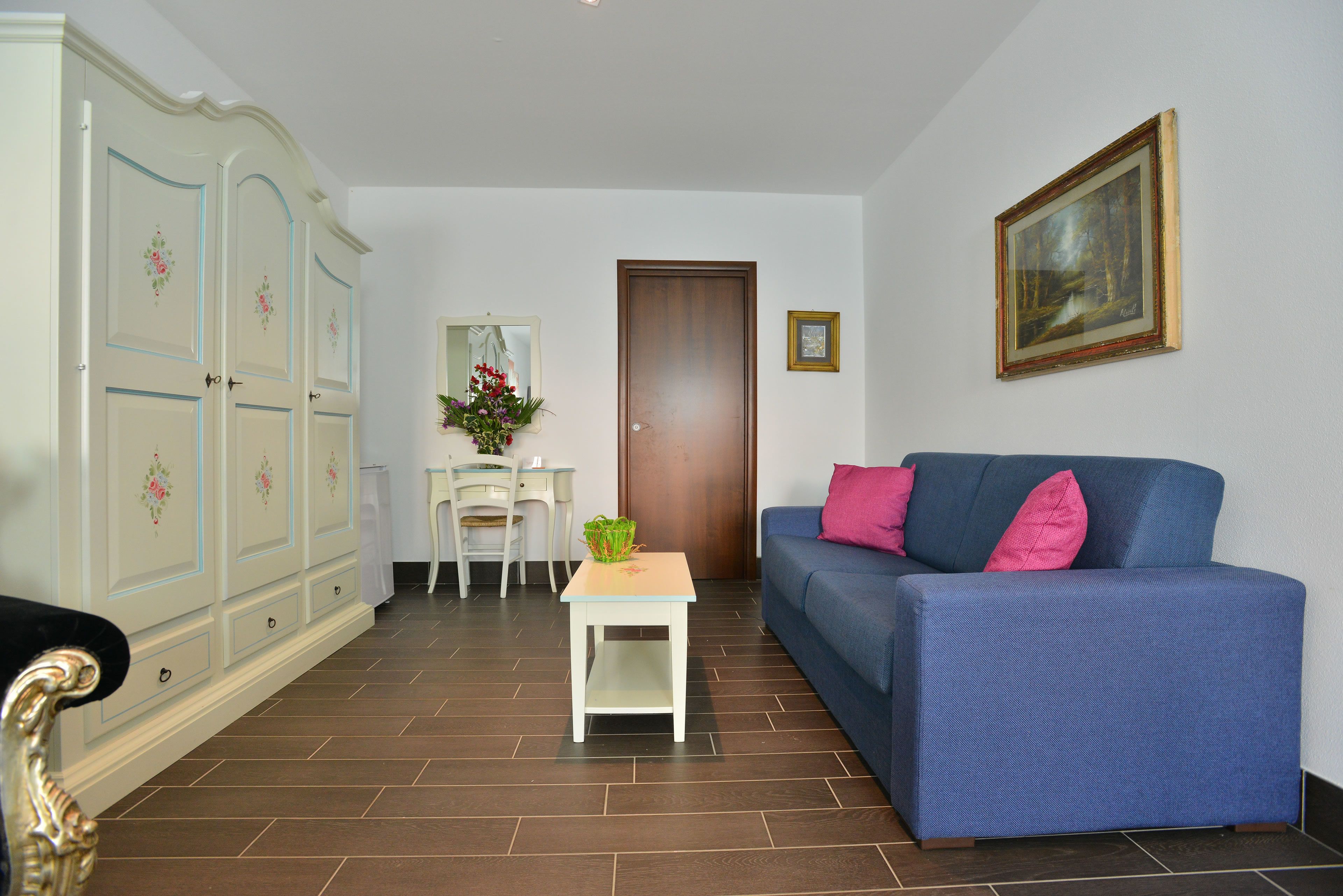 superior triple room | 1 bedroom, minibar, in-room safe, individually decorated