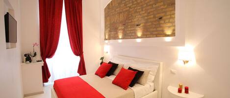 1 chambre, coffres-forts dans les chambres, bureau