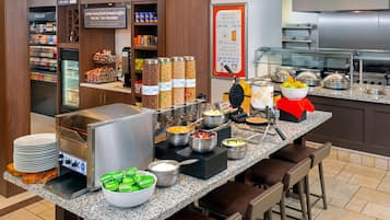 Desayuno buffet todos los días (con cargo)