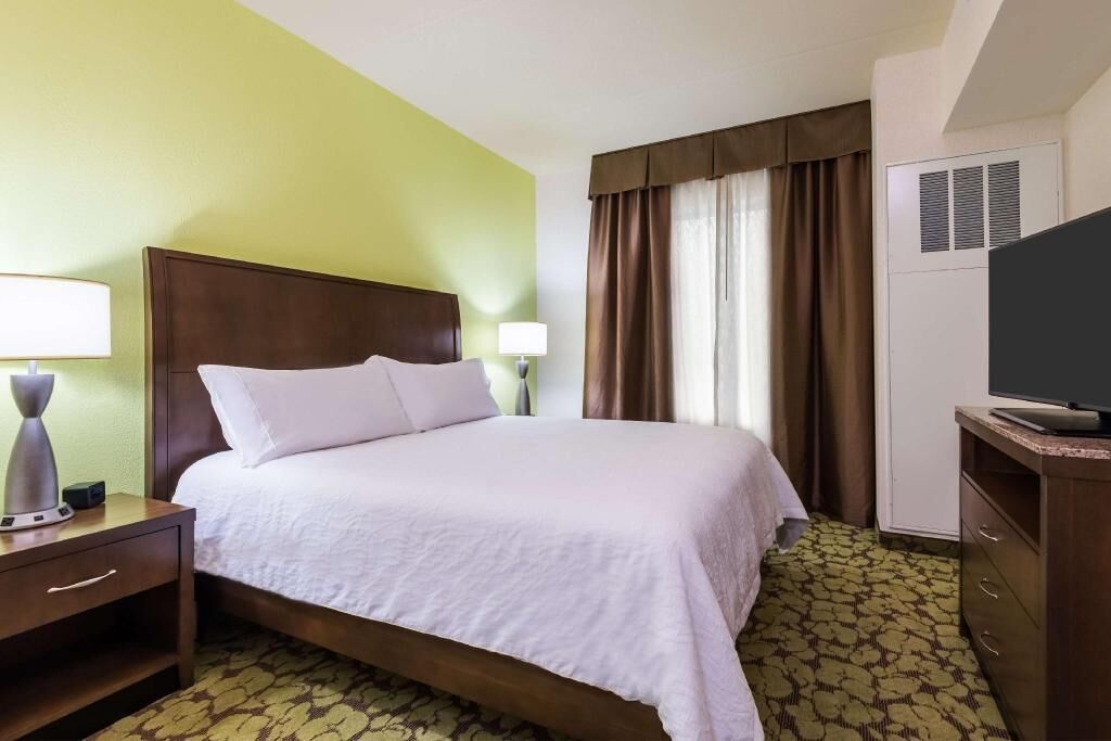 In-room safe, desk, free cribs/infant beds, free WiFi