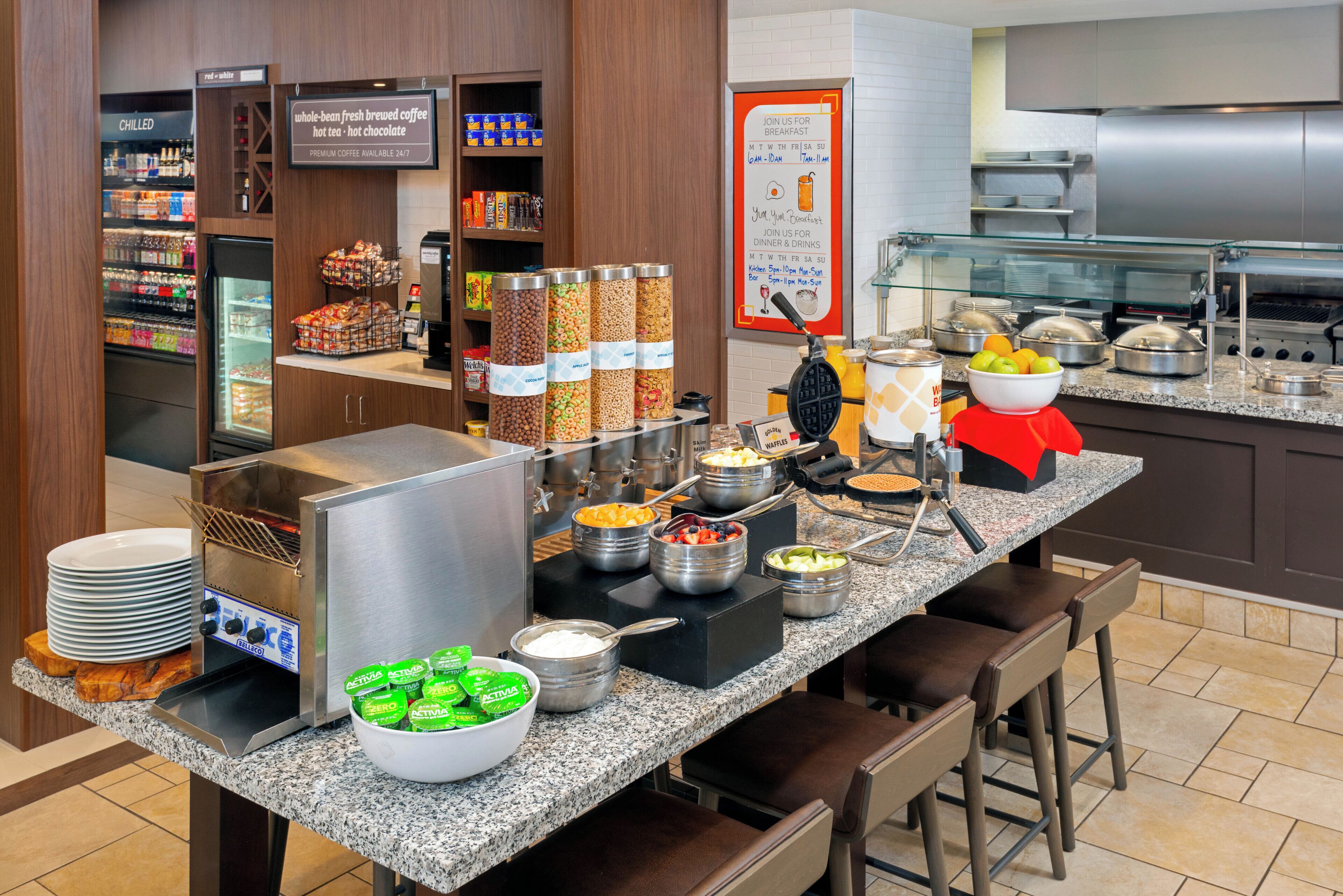 Desayuno buffet todos los días (con cargo)