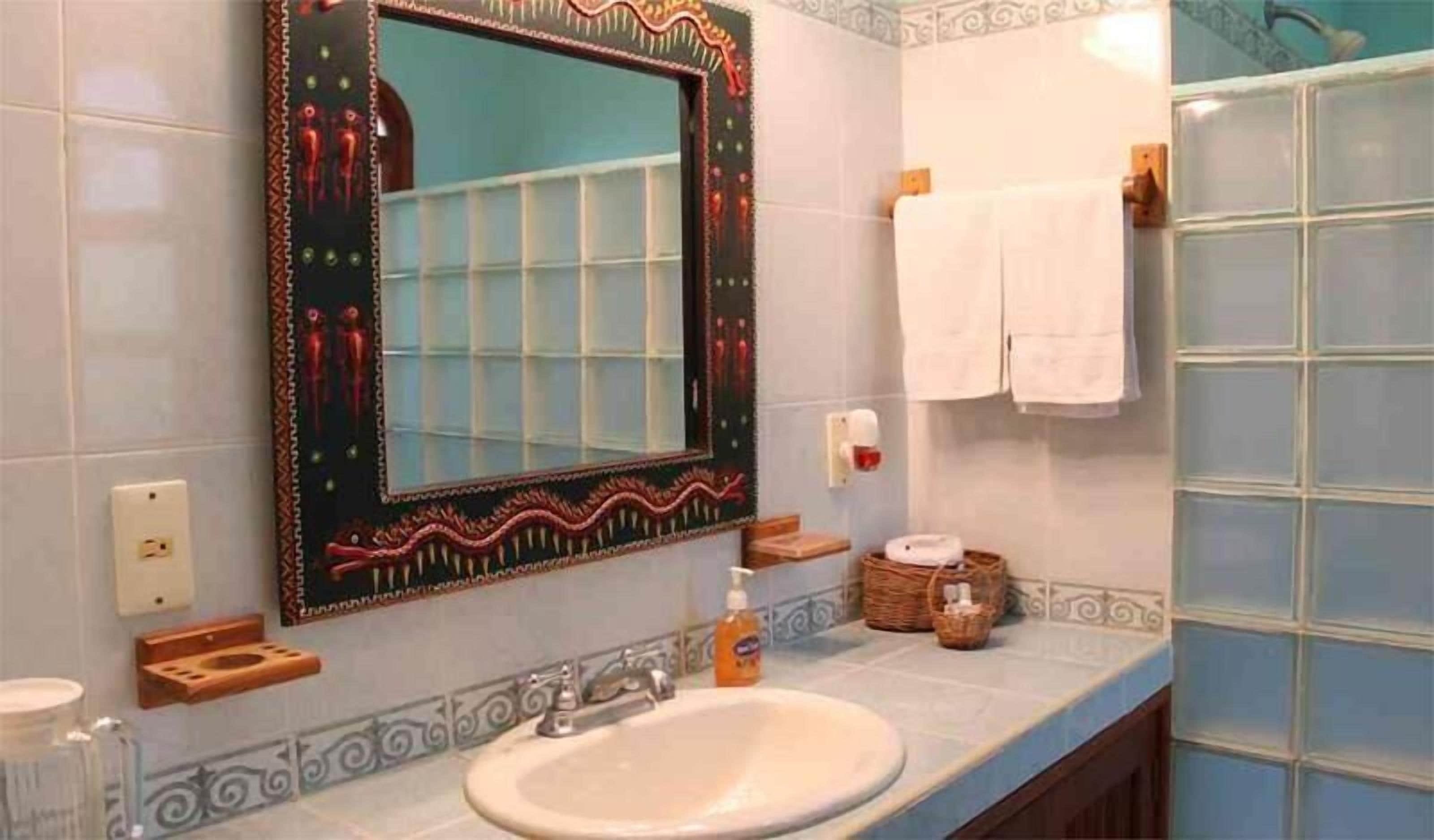 double room | bathroom sink