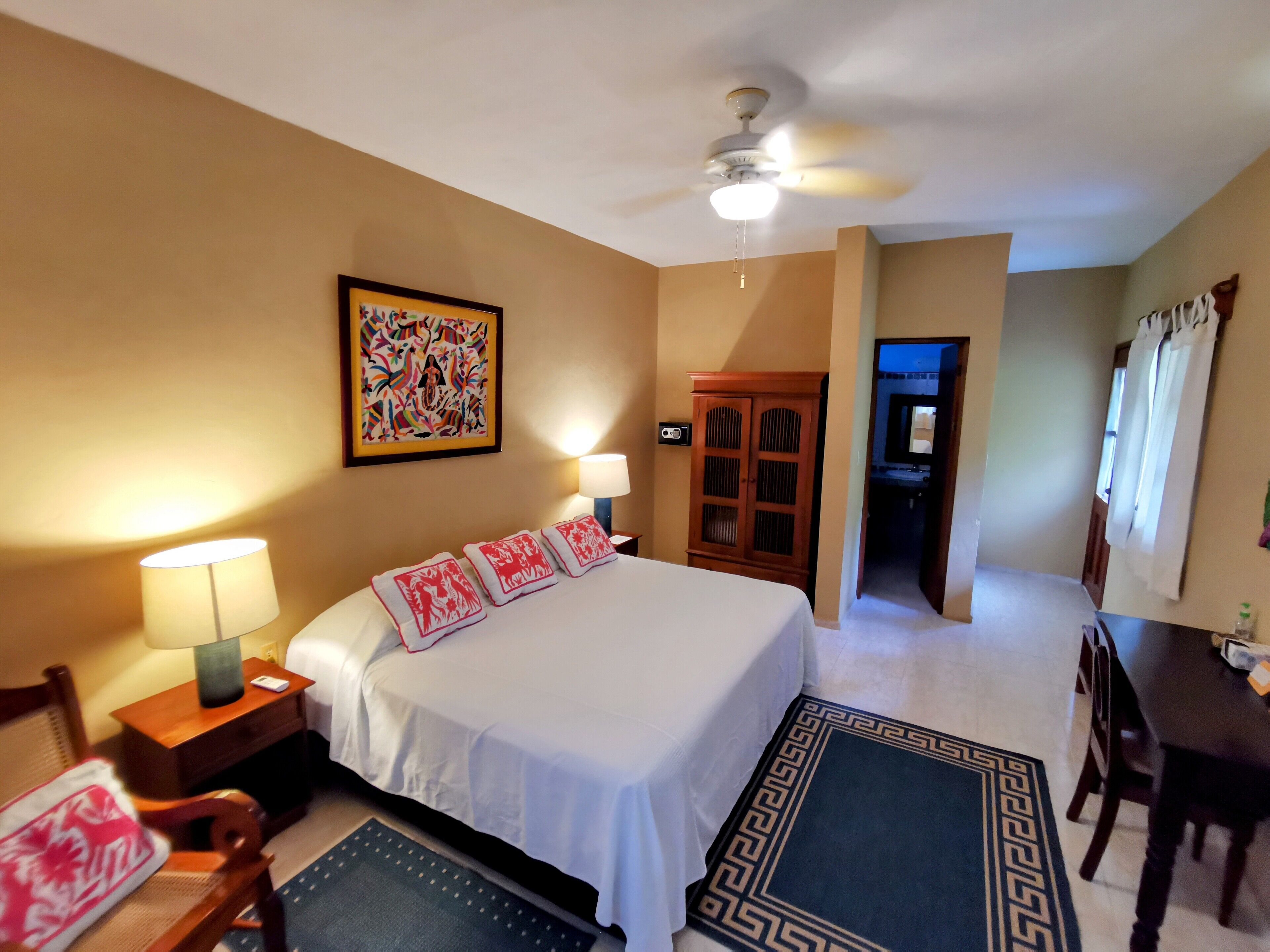 standard room, 1 king bed | premium bedding, in-room safe, individually decorated