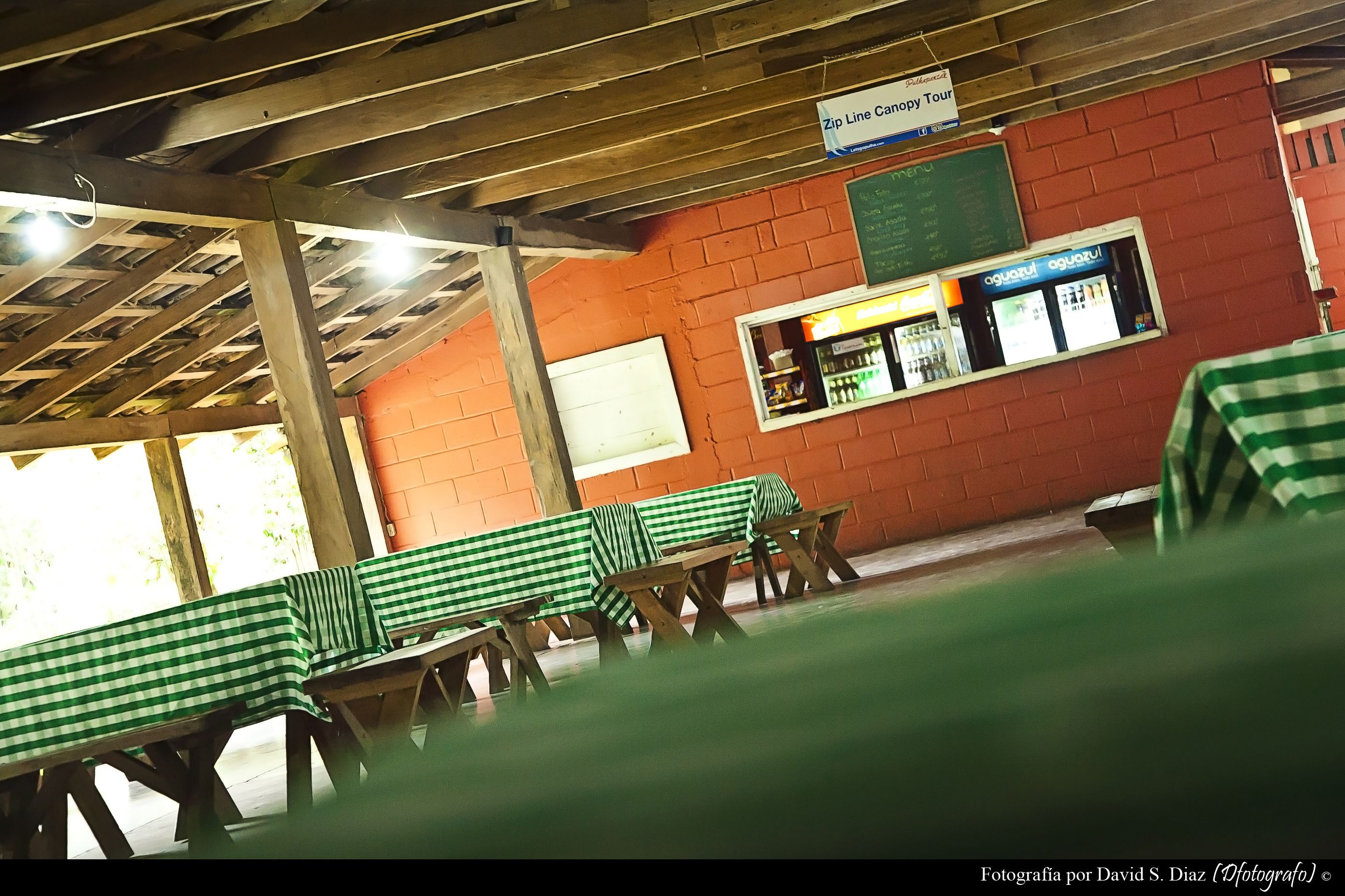 breakfast, lunch, dinner served; international cuisine