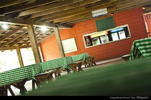 Breakfast, lunch and dinner served - Pulhapanzak Waterfalls Cabins (San Francisco de Yojoa)