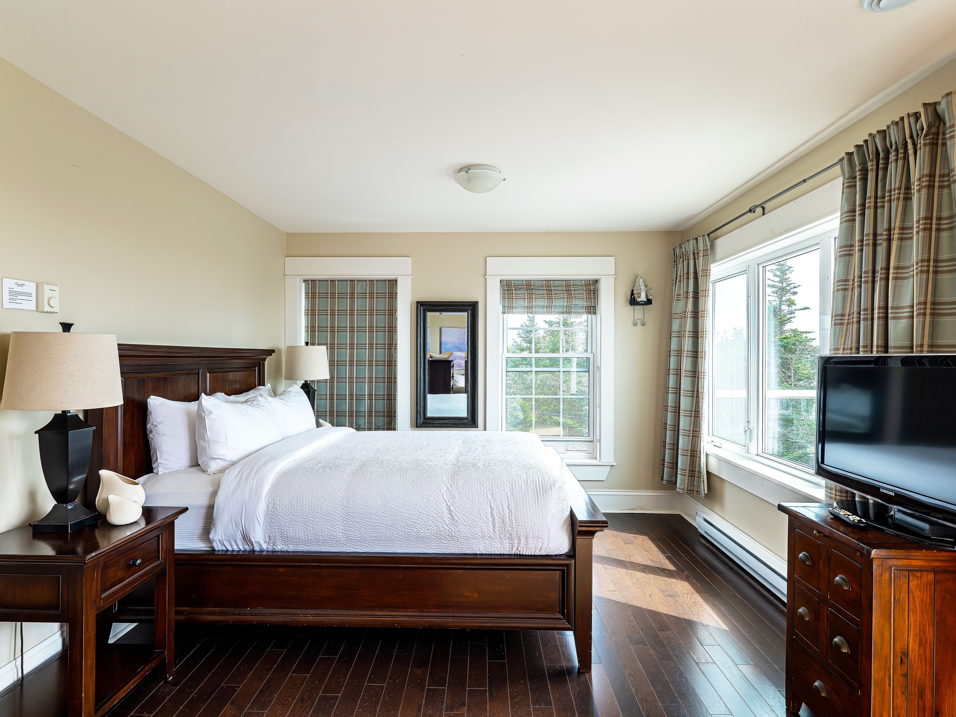 signature room, 1 queen bed, patio, ocean view | individually decorated, individually furnished, soundproofing