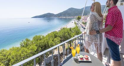 Paraskevas Beach Hotel