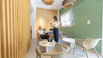 Sala de estar en el lobby