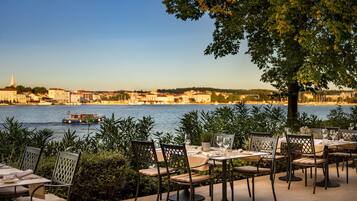 3 Restaurants, Frühstück, Mittagessen, Abendessen, mediterrane Küche