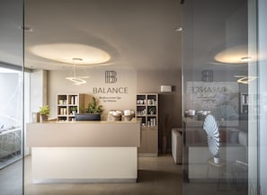 Manicures and pedicures - Isabella Island Miramare Suites & Villas (Porec)