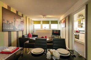 42 吋平面電視連數碼電視頻道、電視、串流服務