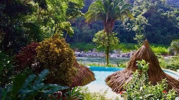 Ceiba Tree Lodge | 1 bedroom, minibar, free WiFi, bed sheets