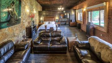 Suite Matea Deluxe | Free minibar, iron/ironing board, free WiFi