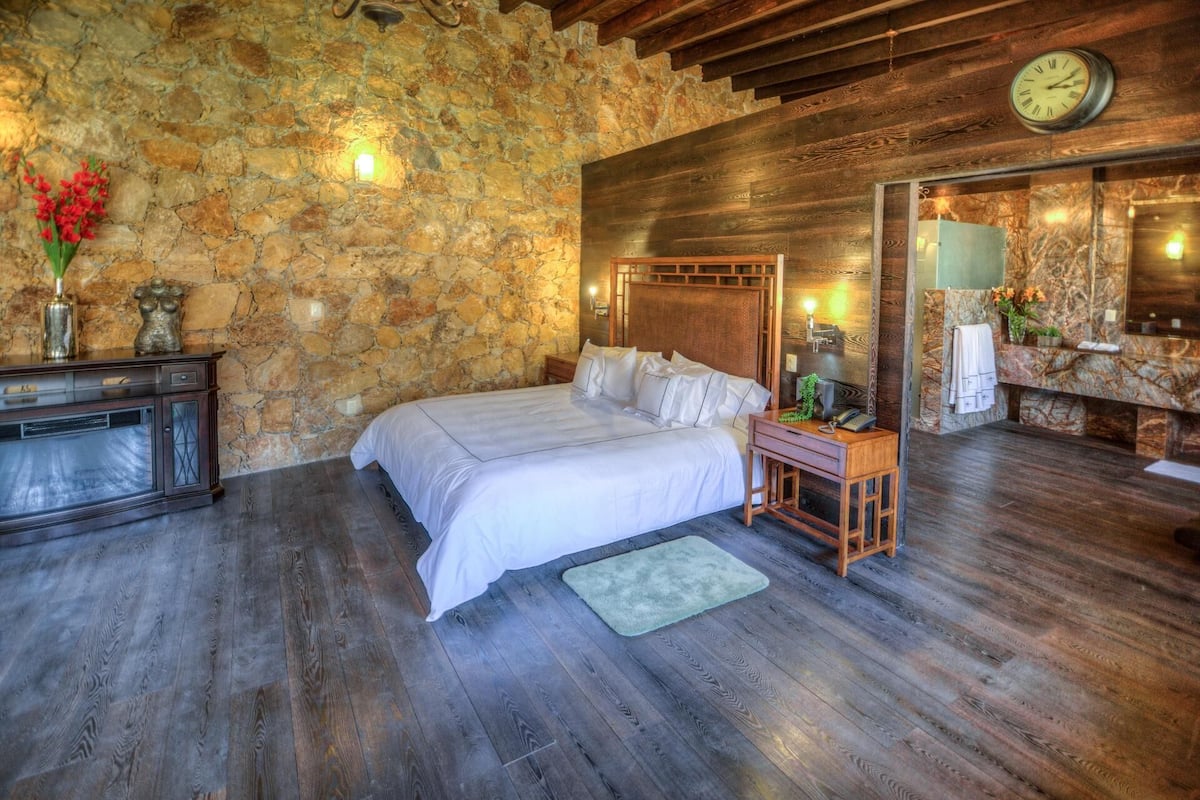 1 Schlafzimmer, kostenlose Minibar, Bügeleisen/Bügelbrett