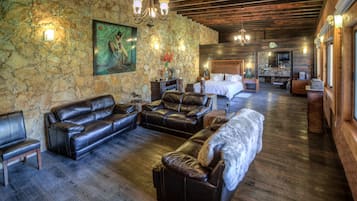 Suite Matea Deluxe | Free minibar, iron/ironing board, free WiFi