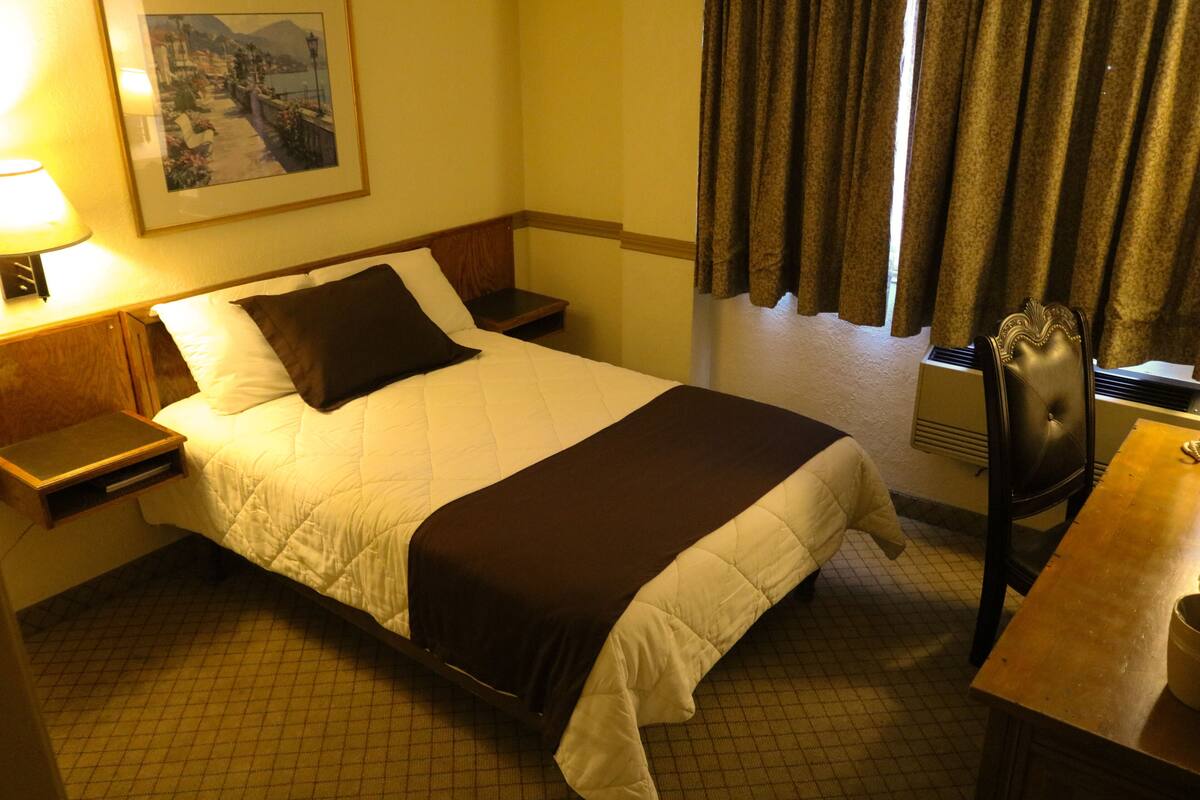 Roupas de cama antialérgicas, escrivaninha