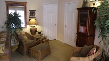 Premier Suite, 1 Queen Bed (No Children Allowed) | Living area | 32-inch flat-screen TV with digital channels, TV