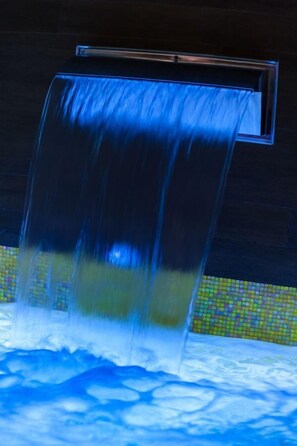 Sauna, Turkish bath, body treatments, hydrotherapy, aromatherapy - Hotel Roman By Dumbrava Business Resort (Roman)