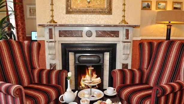 Lobby sitting area - Maples House Hotel (Dublin)