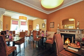 Daily full breakfast for a fee - Maples House Hotel (Dublin)