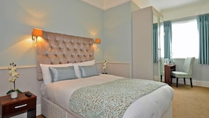 Standard Double Room, 1 Double Bed | Desk, iron/ironing board (on request), cribs (free), WiFi (free) - Maples House Hotel (Dublin)