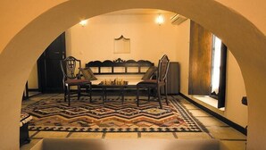 Superior Double or Twin Room, Sea View - Hotel Byzantino (Monemvasia)