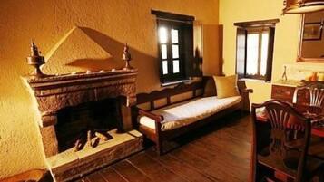 Superior Double or Twin Room, Sea View | In-room safe, iron/ironing board, free cots/infant beds, free WiFi