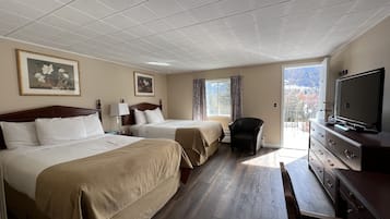 Double Room, 2 Double Beds | 2 bedrooms, desk, free WiFi, bed sheets