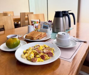 Daily continental breakfast (USD 5 per person)