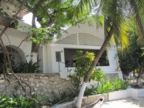 Exterior - Ouanga Bay Beach Hotel (Arcahaie)