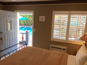 Deluxe Suite, 1 King Bed (Room 102)