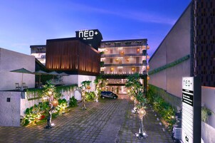 Front of property - evening/night